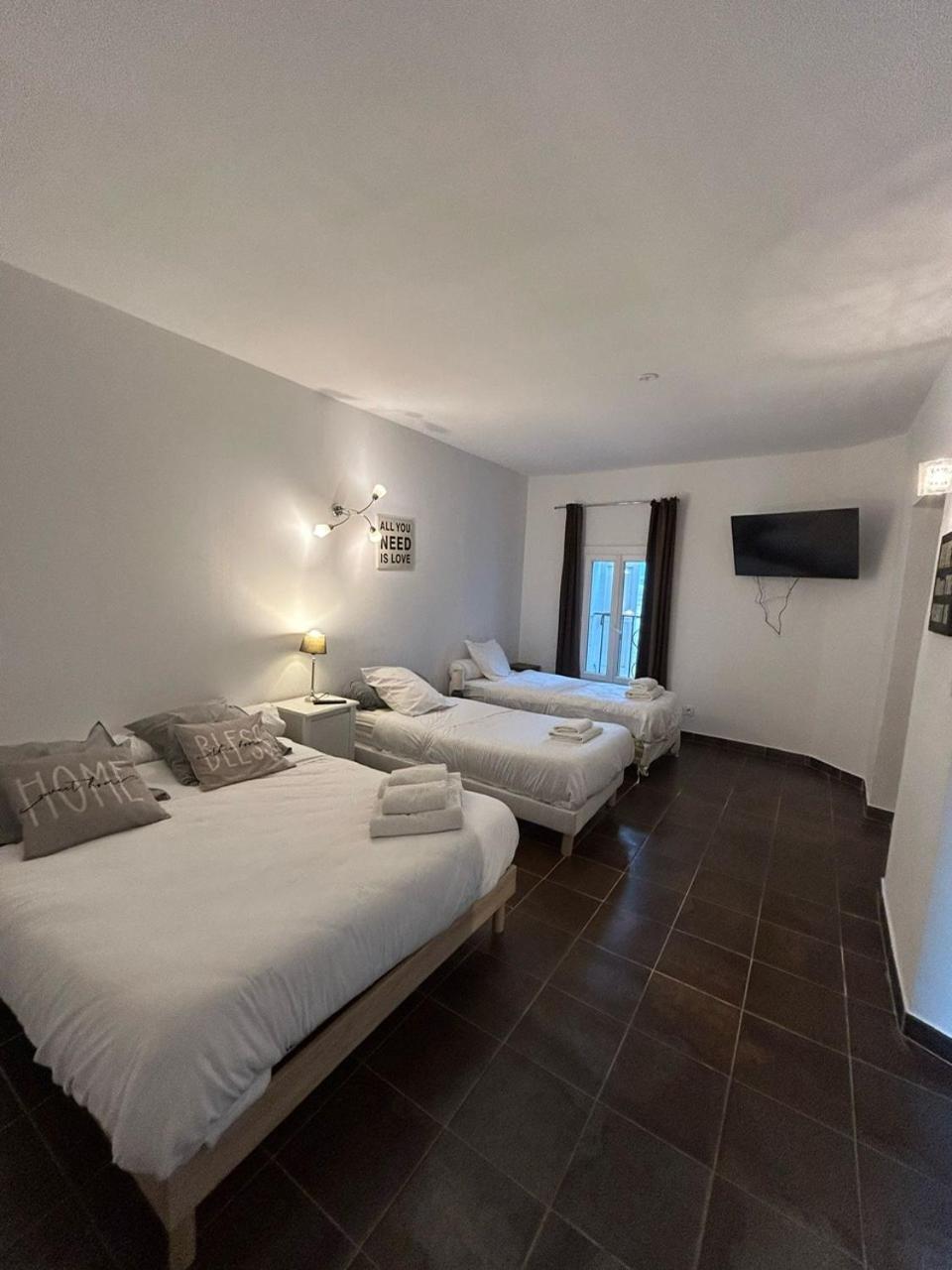Auberge les Galets Peyruis Eksteriør bilde